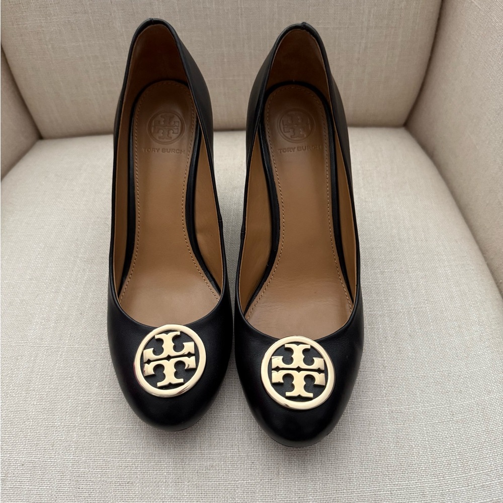 Tory Burch Black and Gold Heels